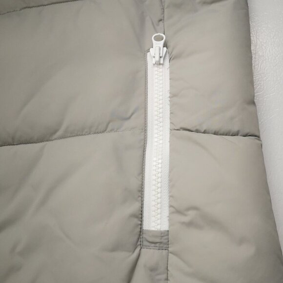 Joe Fresh Ladies Size Large Grey with White Accents Full Zip Puffy Vest - Picture 7 of 9